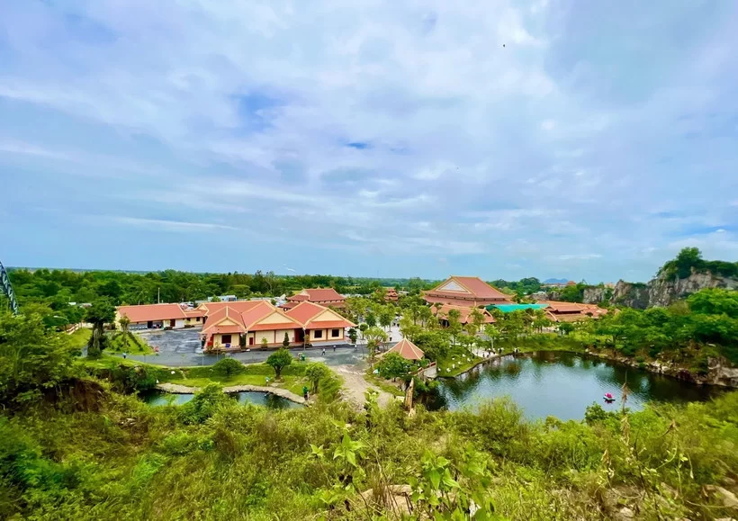 Thiền viện Trúc Lâm An Giang - “Vịnh Hạ Long” giữa vùng Bảy Núi