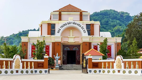 Khu di tích Óc Eo – Ba Thê