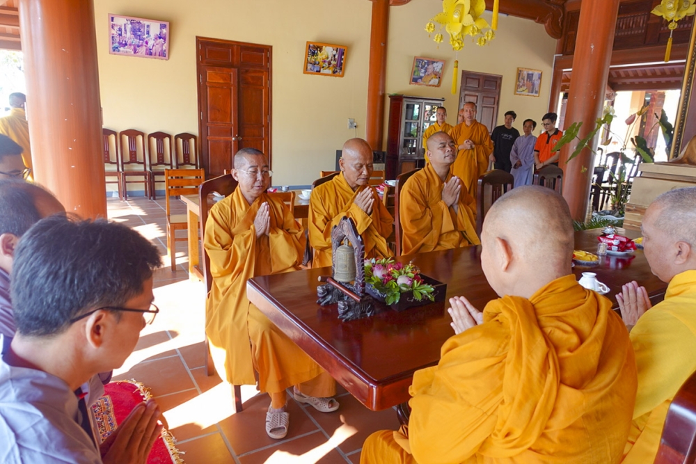 thoai son thien vien truc lam an giang khai mac khoa tu mot ngay an lac