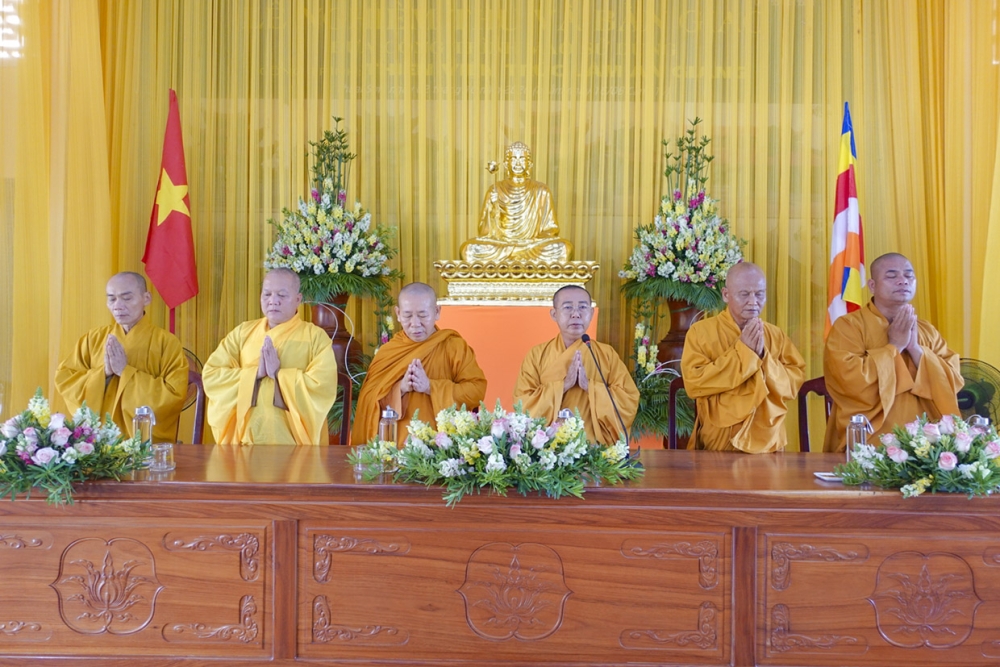 thoai son thien vien truc lam an giang khai mac khoa tu mot ngay an lac