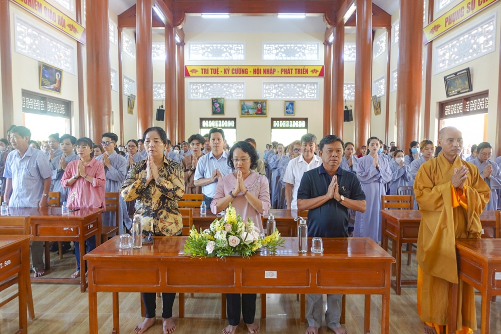 thoai son thien vien truc lam an giang khai mac khoa tu mot ngay an lac