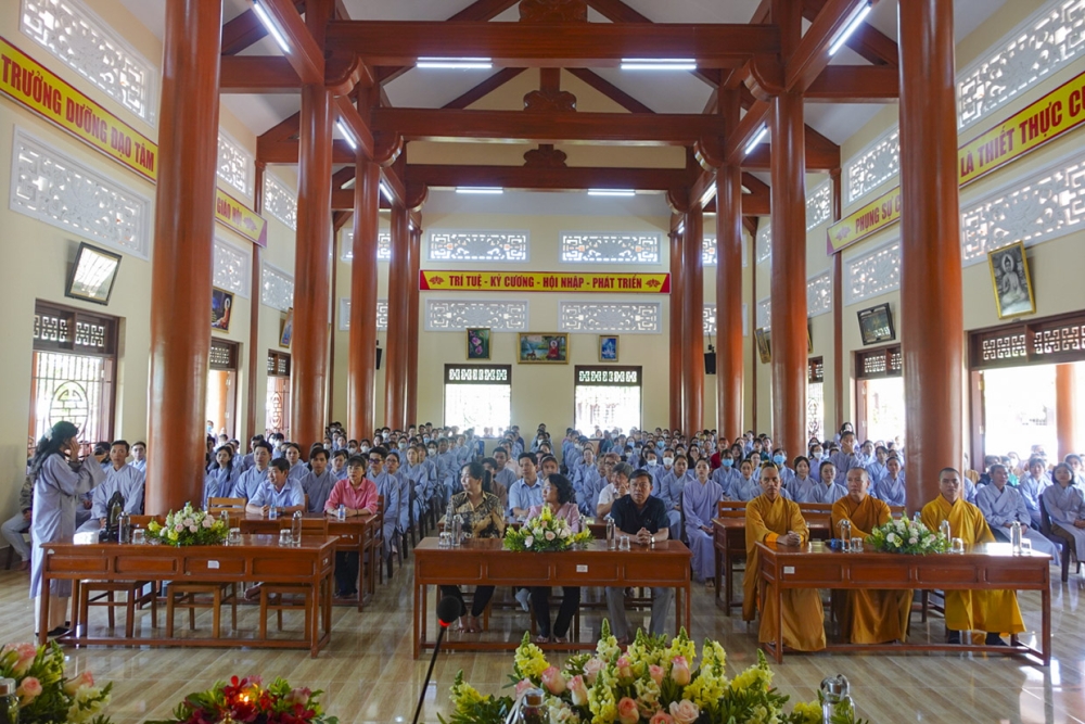 thoai son thien vien truc lam an giang khai mac khoa tu mot ngay an lac